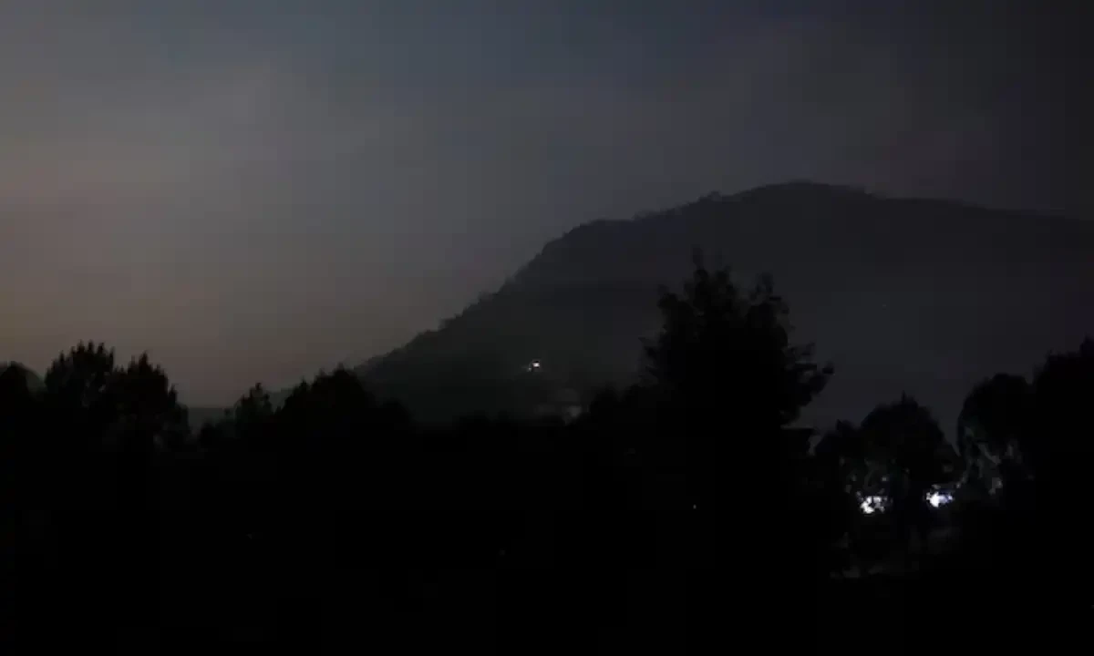 City view during the blackout, after India’s strikes in Muzaffarabad in Pakistan-administrated Kashmir, May 7, 2025. Reuters City view during the blackout, after India’s strikes in Muzaffarabad in Pakistan-administrated Kashmir, May 7, 2025. Reuters