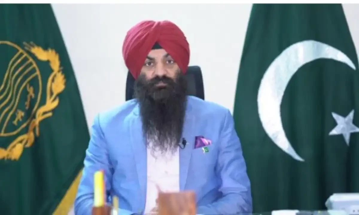 Provincial Minister for Minorities Affairs, Ramesh Singh Arora announces over 75,000 minority cards for families. Photo via APP Provincial Minister for Minorities Affairs, Ramesh Singh Arora announces over 75,000 minority cards for families. Photo via APP