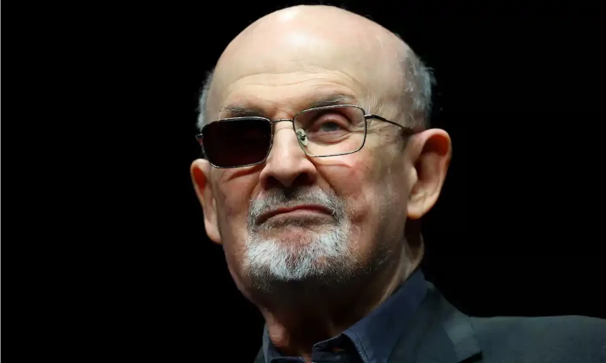 Author Salman Rushdie poses during a photocall ahead of the presentation of his book “Knife: Meditations After an Attempted Murder” at the Deutsches Theater in Berlin, Germany, May 16, 2024. REUTERS Author Salman Rushdie poses during a photocall ahead of the presentation of his book “Knife: Meditations After an Attempted Murder” at the Deutsches Theater in Berlin, Germany, May 16, 2024. REUTERS
