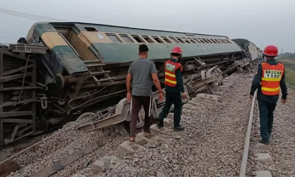 Over 25 people injured in train accident. Photo via APP Over 25 people injured in train accident. Photo via APP
