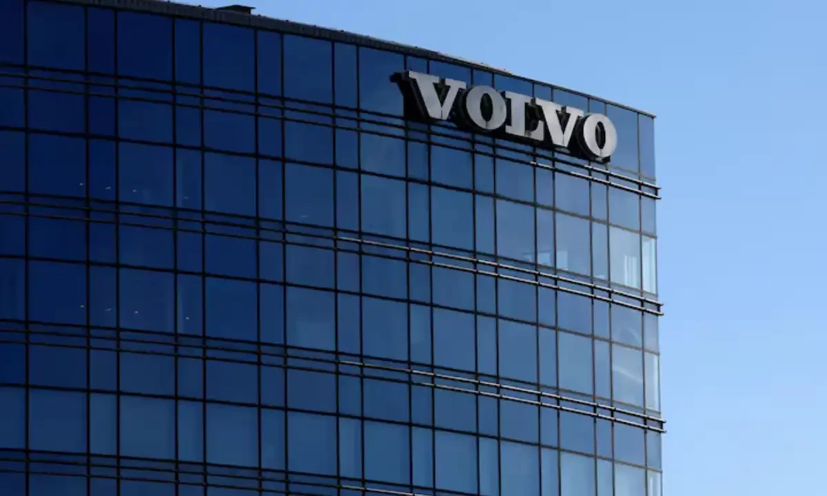 A Volvo logo is pictured in Brussels, Belgium March 4, 2024. REUTERS A Volvo logo is pictured in Brussels, Belgium March 4, 2024. REUTERS