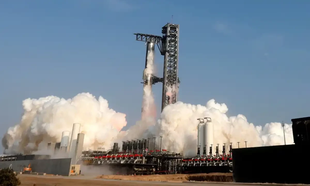 SpaceX’s next-generation Starship spacecraft atop its Super Heavy booster is launched on its ninth test at the company’s launch pad in Starbase, Texas, U.S., May 27, 2025. REUTERS SpaceX’s next-generation Starship spacecraft atop its Super Heavy booster is launched on its ninth test at the company’s launch pad in Starbase, Texas, U.S., May 27, 2025. REUTERS