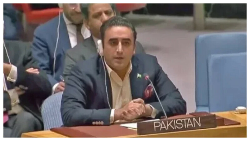 Head of Delegation Bilawal Bhutto Zardari addressing UN’s session, highlighting Pakistan’s stand on Kashmir and water issues. Photo via APP Head of Delegation Bilawal Bhutto Zardari addressing UN’s session, highlighting Pakistan’s stand on Kashmir and water issues. Photo via APP
