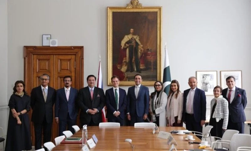 High-level parliamentary delegation of Pakistan meets the UK’s Parliamentary Under-Secretary of State for the Middle East, Afghanistan, and Pakistan. APP High-level parliamentary delegation of Pakistan meets the UK’s Parliamentary Under-Secretary of State for the Middle East, Afghanistan, and Pakistan. APP