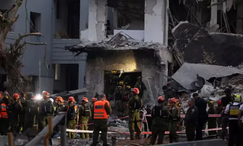 Emergency personnel work at an impact site following a missile attack from Iran on Israel, in Tel Aviv, Israel, June 16, 2025. Reuters Emergency personnel work at an impact site following a missile attack from Iran on Israel, in Tel Aviv, Israel, June 16, 2025. Reuters