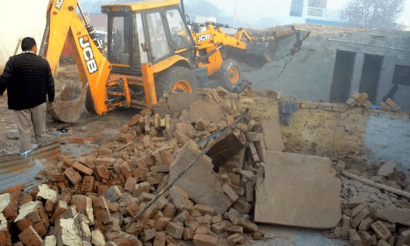 بھارت: مسلمانوں کی مقدس املاک کو نشانہ بنانے کی منظم مہم جاری