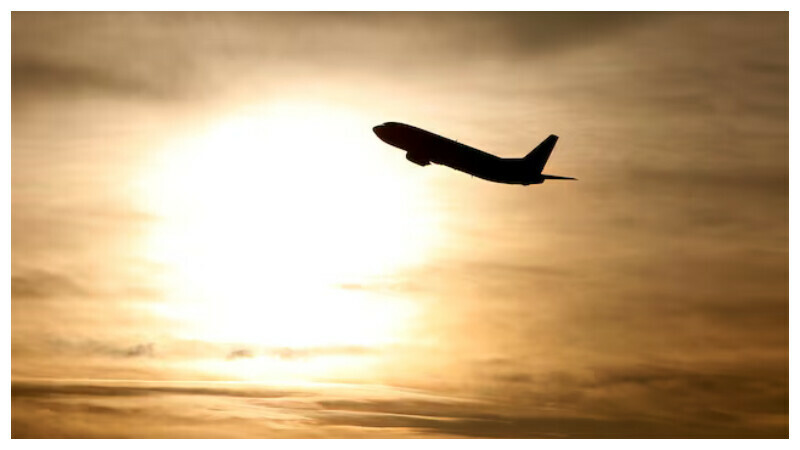 A plane is seen during sunrise at the international airport in Munich, Germany, January 9, 2018. REUTERS A plane is seen during sunrise at the international airport in Munich, Germany, January 9, 2018. REUTERS