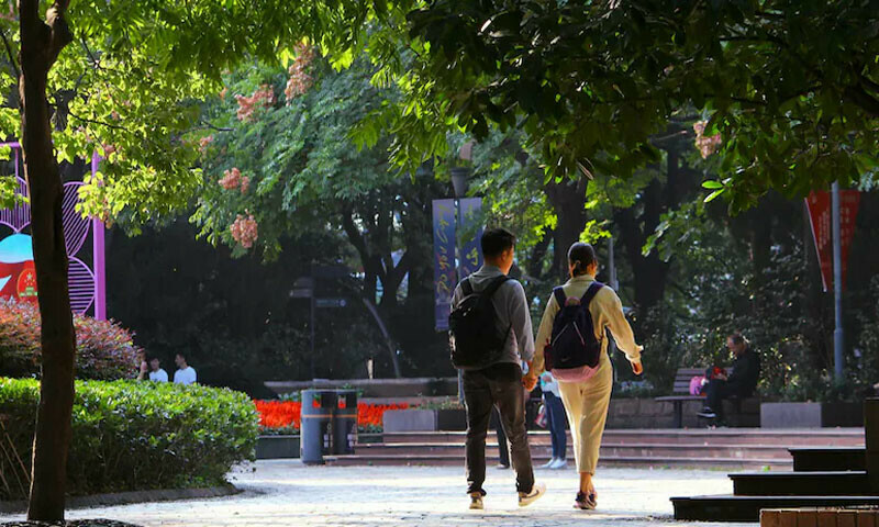 چین: طالبہ کا غیر ملکی شخص سے جنسی تعلق ’قومی وقار کو نقصان‘ قرار