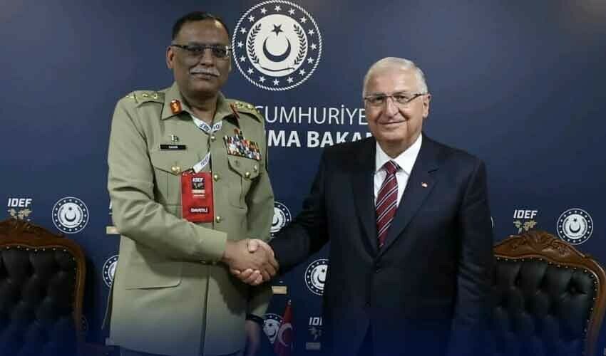 جنرل ساحر شمشاد مرزا کی ترکیہ اور آذربائیجان کے اعلیٰ عسکری حکام سے اہم ملاقاتیں جنرل ساحر شمشاد مرزا کی ترکیہ اور آذربائیجان کے اعلیٰ عسکری حکام سے اہم ملاقاتیں