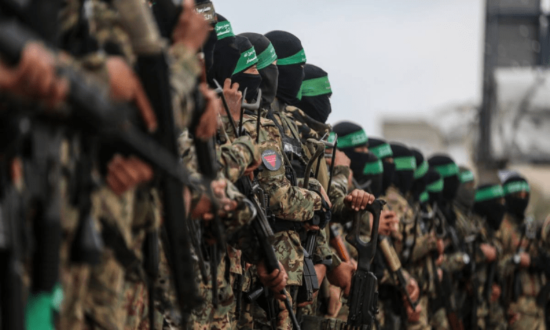 حماس غزہ میں ہزاروں ملازمین کو تنخواہیں کیسے فراہم کرتی ہے؟