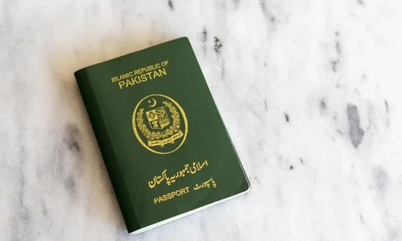 An undated photograph of the Pakistani passport. — Twitter/@visafoto_com/File An undated photograph of the Pakistani passport. — Twitter/@visafoto_com/File