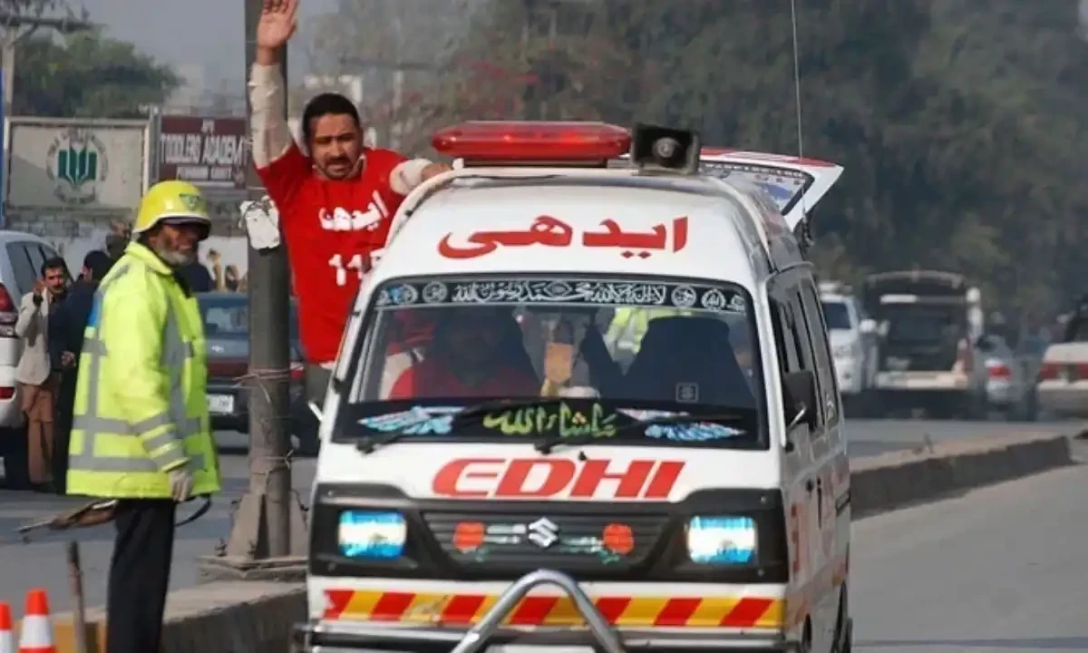 Representational image show a rescue worker waves to make way for an ambulance. — Reuters/File Representational image show a rescue worker waves to make way for an ambulance. — Reuters/File