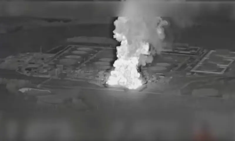 Smoke rises from the Unecha oil pumping station during a fire, in Unechsky district, Bryansk region, Russia, August 21, 2025 in this night vision still image obtained from social media video. YouTube @MAGYARBIRDS via REUTERS Smoke rises from the Unecha oil pumping station during a fire, in Unechsky district, Bryansk region, Russia, August 21, 2025 in this night vision still image obtained from social media video. YouTube @MAGYARBIRDS via REUTERS