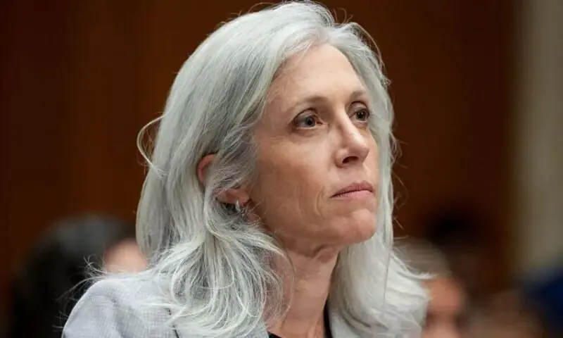 استعفے سے انکار کے بعد ٹرمپ انتظامیہ نے سی ڈی سی ڈائریکٹر کو برطرف کر دیا