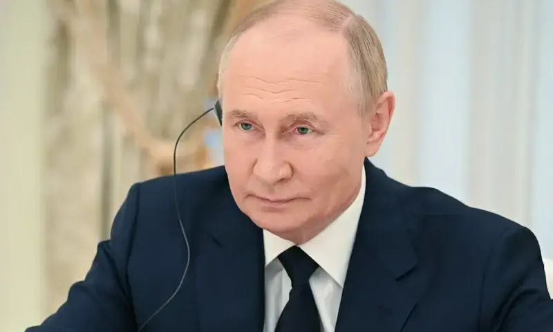 Photo via Reuters Photo via Reuters