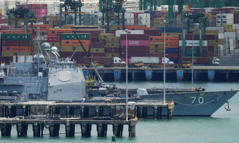 The US Navy Ticonderoga-class guided-missile cruiser docks at the Frigate Captain Noel Antonio Rodriguez Justavino Naval Base near the entrance to the Panama Canal, in Panama City, Panama. – Reuters The US Navy Ticonderoga-class guided-missile cruiser docks at the Frigate Captain Noel Antonio Rodriguez Justavino Naval Base near the entrance to the Panama Canal, in Panama City, Panama. – Reuters