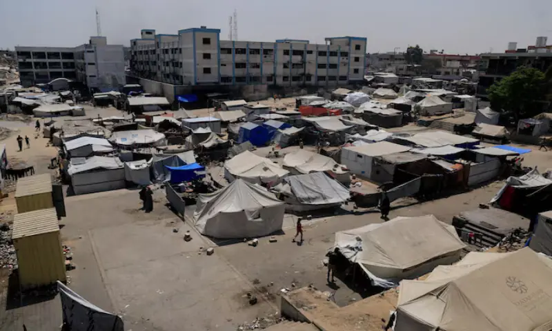 Palestinians displaced by the Israeli military offensive shelter in an UNRWA school, in Khan Younis, in the southern Gaza Strip. – Reuters Palestinians displaced by the Israeli military offensive shelter in an UNRWA school, in Khan Younis, in the southern Gaza Strip. – Reuters