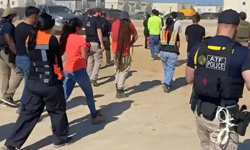 امریکا میں امیگریشن حکام کا جنوبی کوریا کی فیکٹری پر چھاپہ، 475 افراد گرفتار