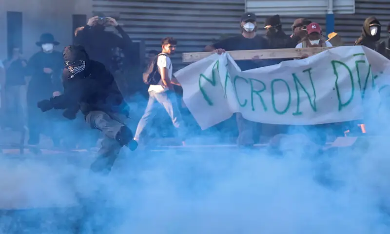 A demonstrator kicks away a tear gas canister as people gather to block traffic at a roundabout at Pres d’Arenes in Montpellier, France, on Wednesday. – Reuters A demonstrator kicks away a tear gas canister as people gather to block traffic at a roundabout at Pres d’Arenes in Montpellier, France, on Wednesday. – Reuters