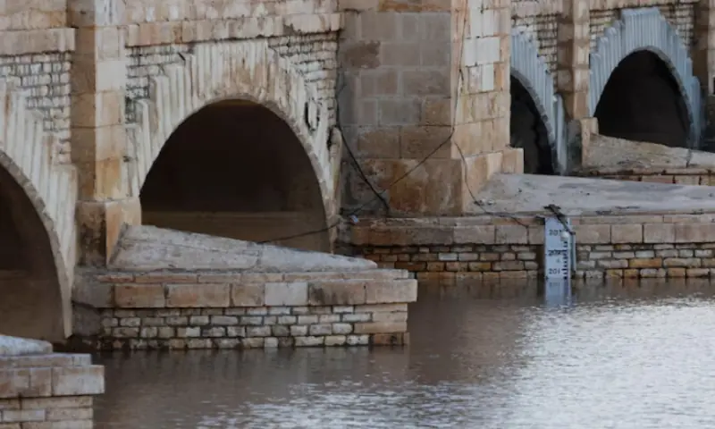 View of a water scale at the Sukkur Barrage, as flood water passes through, following monsoon rains and rising levels of Indus River in Sukkur on September 13, 2025. Reuters file View of a water scale at the Sukkur Barrage, as flood water passes through, following monsoon rains and rising levels of Indus River in Sukkur on September 13, 2025. Reuters file