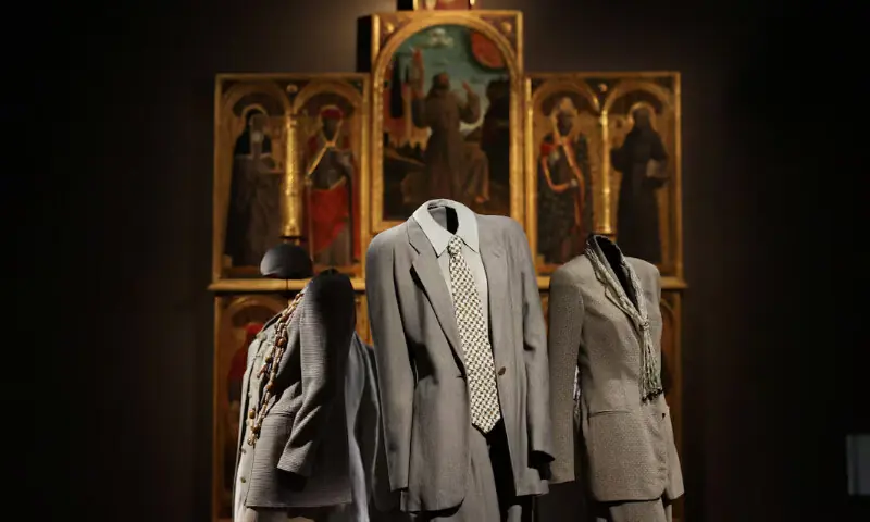 Mannequins wear archival Giorgio Armani designs, displayed among Italian art masterpieces at the Pinacoteca di Brera, in the exhibition ‘Giorgio Armani: Milano per amore’, which marks the 50th anniversary of the fashion house, during Milan Fashion Week, in Milan, Italy, September 23, 2025. REUTERS Mannequins wear archival Giorgio Armani designs, displayed among Italian art masterpieces at the Pinacoteca di Brera, in the exhibition ‘Giorgio Armani: Milano per amore’, which marks the 50th anniversary of the fashion house, during Milan Fashion Week, in Milan, Italy, September 23, 2025. REUTERS
