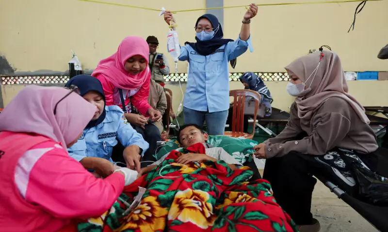 Muhammad Setiawan Pratama, 11, an elementary student receives treatment for food poisoning after eating government-sponsored free school meals, at a clinic in Bandung, West Java province, Indonesia, on Thursday. – Reuters Muhammad Setiawan Pratama, 11, an elementary student receives treatment for food poisoning after eating government-sponsored free school meals, at a clinic in Bandung, West Java province, Indonesia, on Thursday. – Reuters