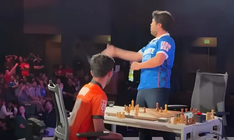 امریکی شطرنج چیمپئین کے ہاتھوں بھارتی چیمپئین کی تذلیل، بھارتیوں کو مرچیں لگ گئیں