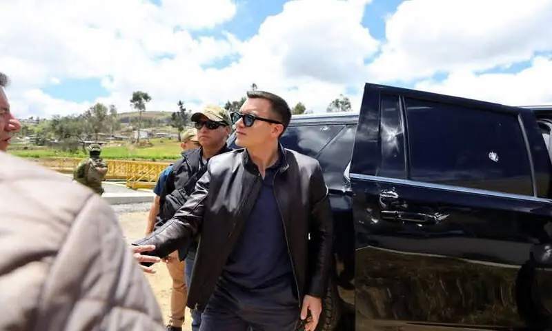 ایکواڈور کے صدر مبینہ قاتلانہ حملے میں بال بال بچ گئے