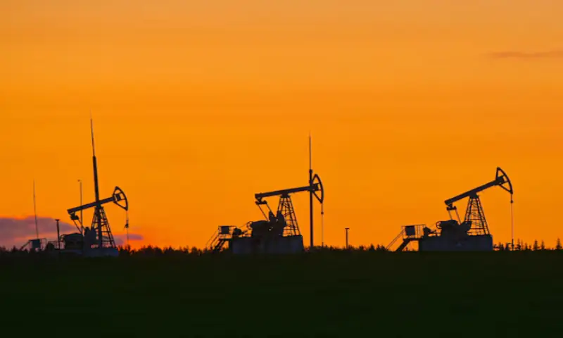 A view shows oil pump jacks outside Almetyevsk in the Republic of Tatarstan, Russia June 4, 2023.//REUTERS A view shows oil pump jacks outside Almetyevsk in the Republic of Tatarstan, Russia June 4, 2023.//REUTERS
