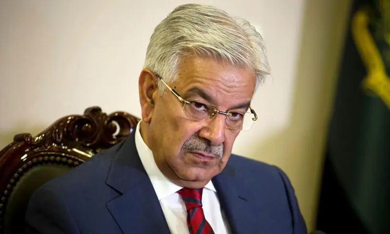 پاک افغان تجارت دوبارہ شروع ہوگی، افغانستان پاکستانی بندرگاہ استعمال کرسکے گا، وزیر دفاع