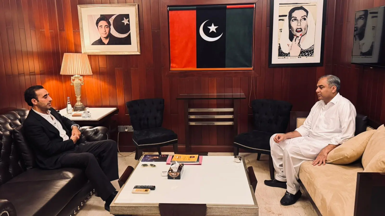 Mohsin Naqvi meets Bilawal Bhutto to ease coalition tensions Mohsin Naqvi meets Bilawal Bhutto to ease coalition tensions
