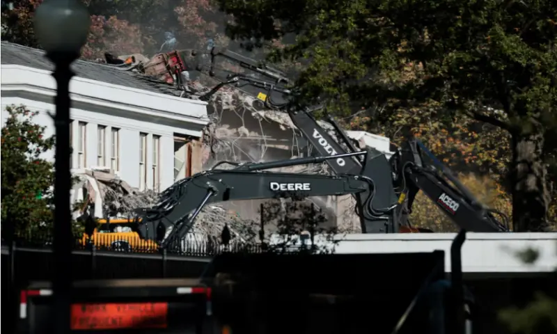 A demolition crew takes apart the facade of the East Wing of the White House, where US President Donald Trump’s proposed ballroom is being built, in Washington, D.C., on October 21, 2025. Reuters