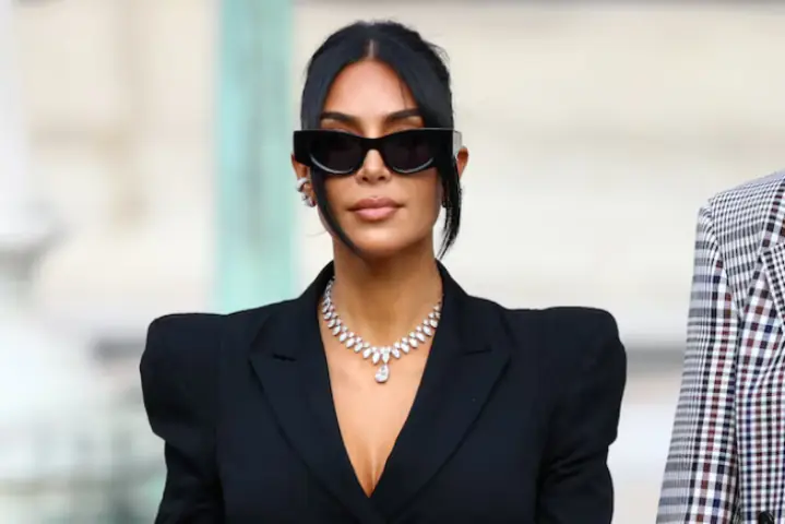 Kim Kardashian leaves the courthouse after testifying in the trial of 10 people accused of stealing millions of dollars worth of jewellery from her, who was held at gunpoint in her apartment during Paris fashion week in 2016, a trial known as the “Rue Tronchet” affair, in Paris, France, May 13, 2025//REUTERS Kim Kardashian leaves the courthouse after testifying in the trial of 10 people accused of stealing millions of dollars worth of jewellery from her, who was held at gunpoint in her apartment during Paris fashion week in 2016, a trial known as the “Rue Tronchet” affair, in Paris, France, May 13, 2025//REUTERS