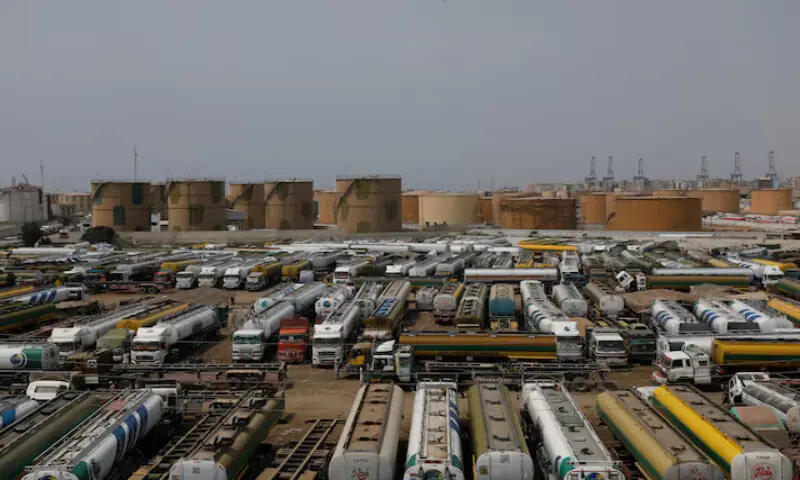 Oil tankers are seen parked in Karachi, Pakistan. – Reuters file Oil tankers are seen parked in Karachi, Pakistan. – Reuters file