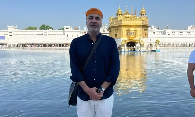 مسجد کے اندر شوٹنگ کرنے پر کیا محسوس ہوا؟ دیپک پروانی کے انکشافات