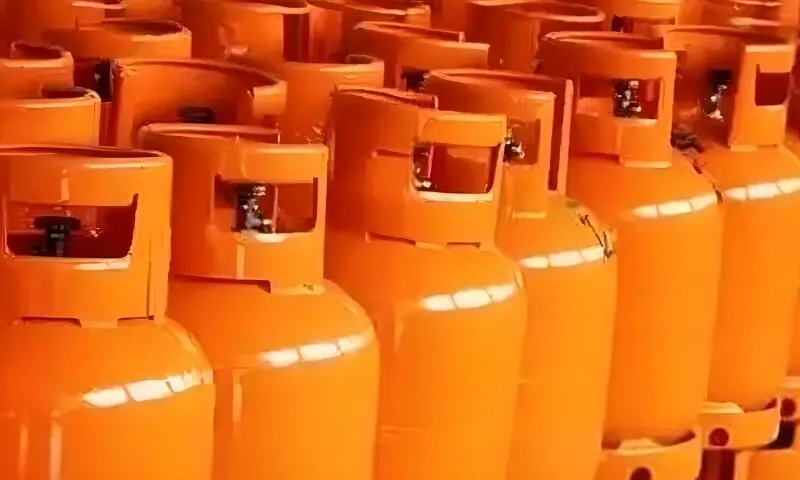 سردی کی شدت بڑھتے ہی ایل پی جی کی قیمتوں میں بڑا اضافہ