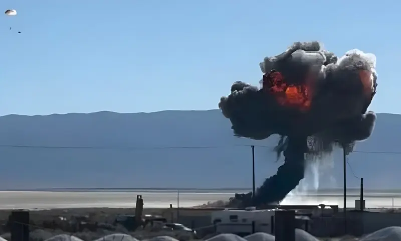 امریکی لڑاکا طیارہ ایف 16 دورانِ پرواز آگ لگنے سے تباہ