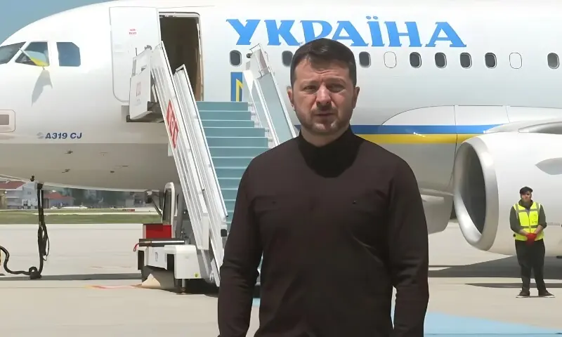 یوکرینی صدر کے جہاز کی اڑان کے راستے میں 5 ڈرونز آگئے