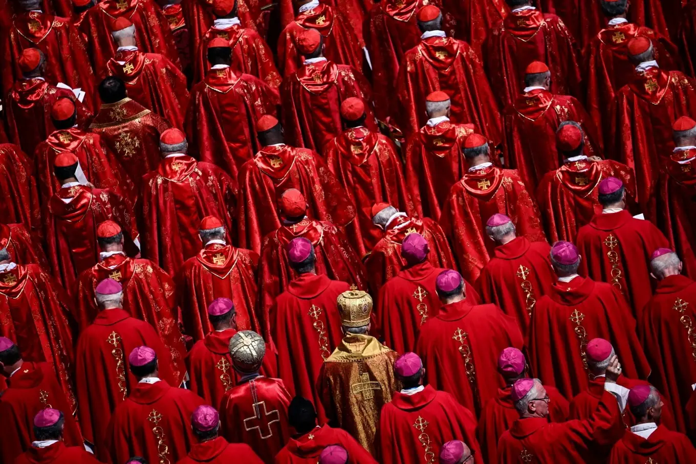 26 اپریل 2025 کو ویٹیکن میں پوپ فرانسیس کی آخری رسومات کا ایک منظر