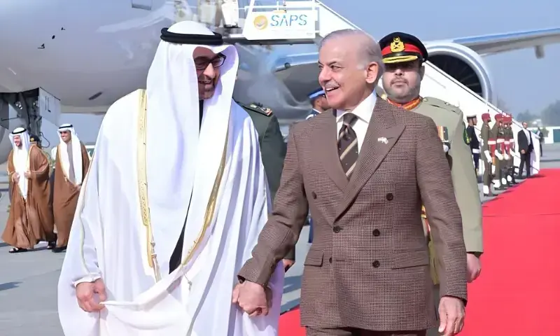 Prime Minister Shehbaz Sharif receives UAE President Sheikh Mohamed bin Zayed Al Nahyan in Islamabad.