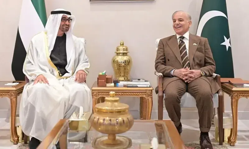 Prime Minister Shehbaz Sharif and UAE President Sheikh Mohamed bin Zayed review the longstanding brotherly relations between Pakistan and the UAE and discussed ways to further strengthen bilateral cooperation.