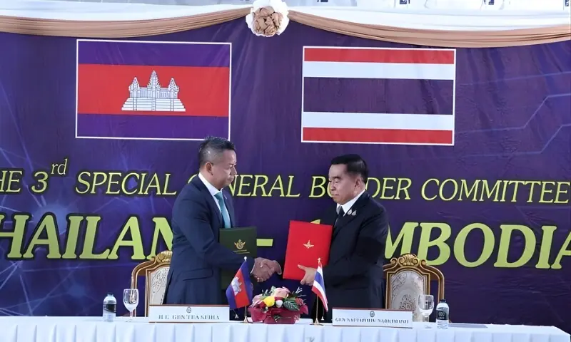 تھائی لینڈ اور کمبوڈیا کے درمیان شدید جھڑپوں کے بعد جنگ بندی پر اتفاق