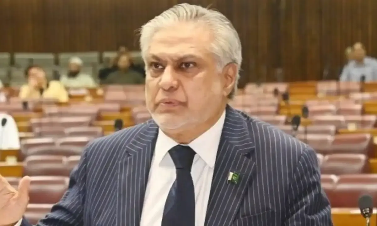 Foreign Minister Ishaq Dar. &ndash; File photo