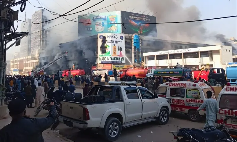 کراچی کے تاجروں کا گل پلازہ سانحے پر کل یومِ سوگ منانے کا اعلان