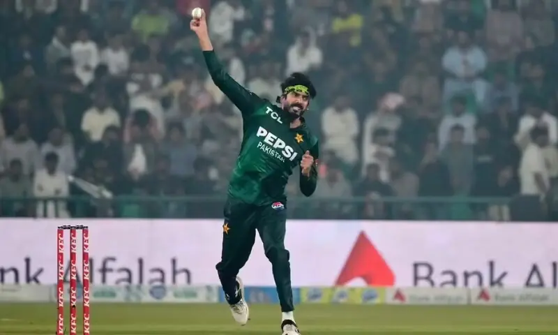 عثمان طارق کا بالنگ ایکشن مشکوک ہے یا نہیں؟ سابق بھارتی امپائر نے بتا دیا