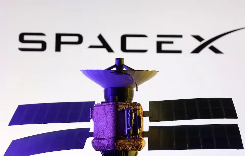 SpaceX logo. &ndash; Reuters