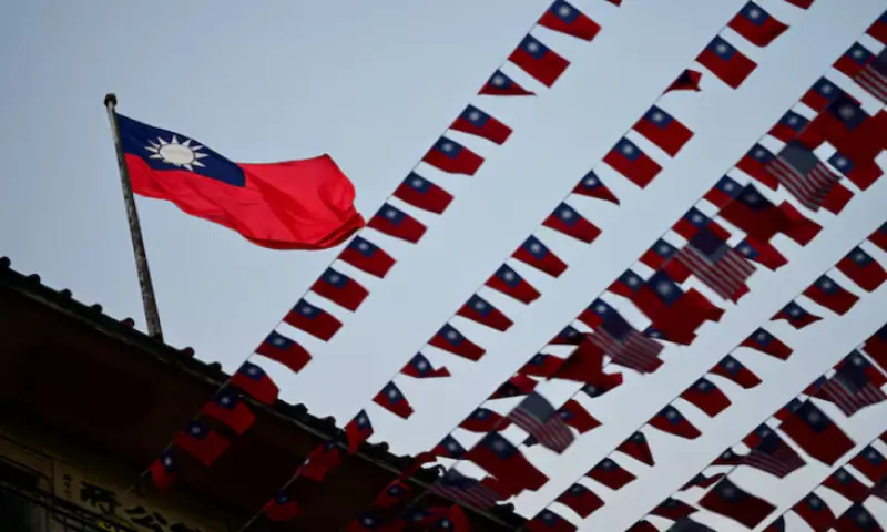 US and Taiwanese flags are seen in San Francisco, California. &ndash; Reuters