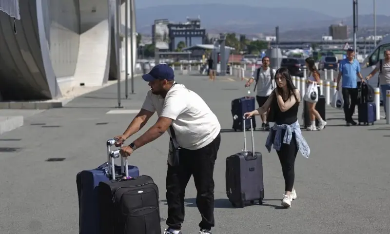 امریکا کی ایران میں موجود اپنے شہریوں کو فوری ملک چھوڑنے کی ہدایت