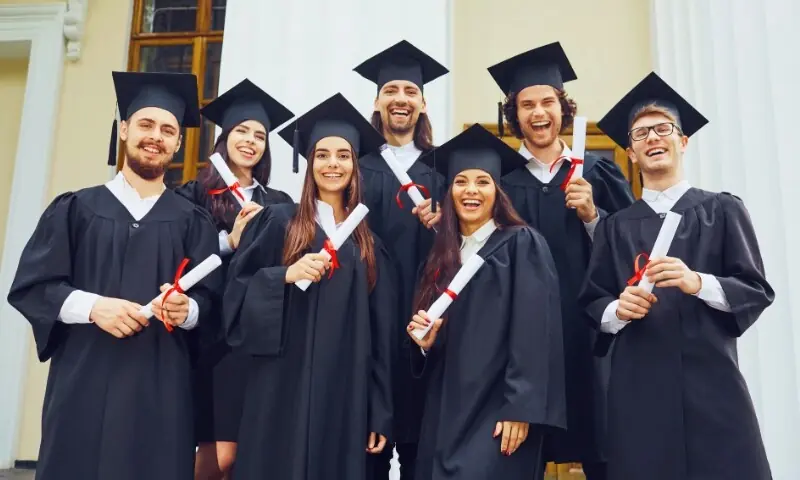 پاکستانی طلبا آسٹریلیا میں مفت اسکالر شپ کیسے حاصل کریں؟