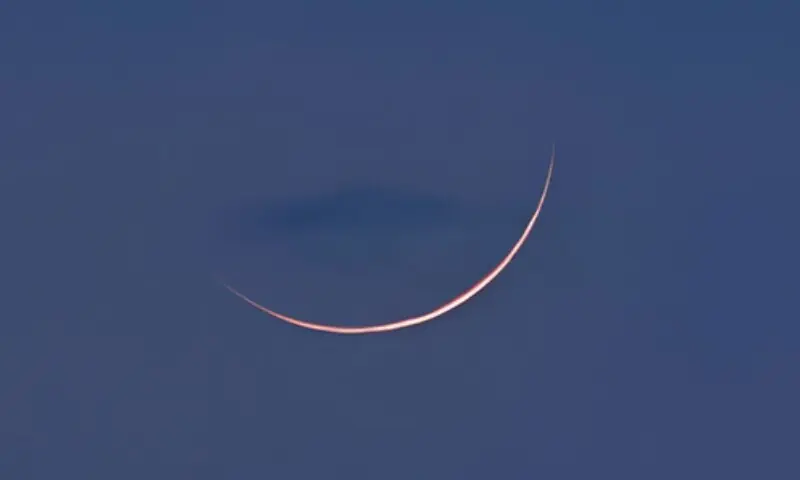 ماہِ رمضان کا چاند نظر آ گیا، پاکستان میں پہلا روزہ کل ہوگا